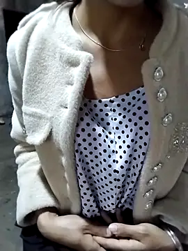 Biu xx online show from February 19, 2026, 1:34 am