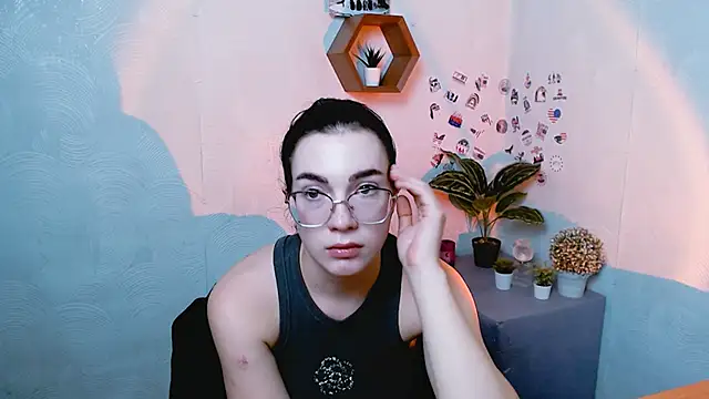 Snapshot of MiraBabe_ chatting on September 19, 2025, 11:44 am MiraBabe online show from September 19, 2025, 11:44 am