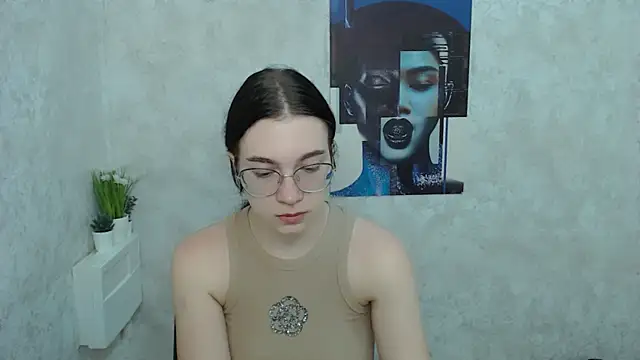 Snapshot of MiraBabe_ chatting on November 7, 2025, 8:58 am MiraBabe online show from November 7, 2025, 8:58 am