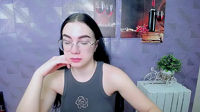 Snapshot of MiraBabe_ chatting on November 17, 2025, 9:48 am MiraBabe online show from November 17, 2025, 9:48 am