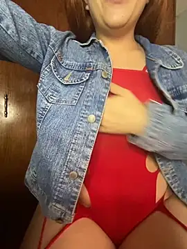 Snapshot of Amandaaaa20 chatting on October 15, 2025, 9:26 pm Amandaaaa20 online show from October 15, 2025, 9:26 pm