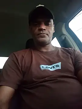 Snapshot of JeffersonRay chatting on May 17, 2026, 12:34 pm JeffersonRay online show from May 17, 2026, 12:34 pm