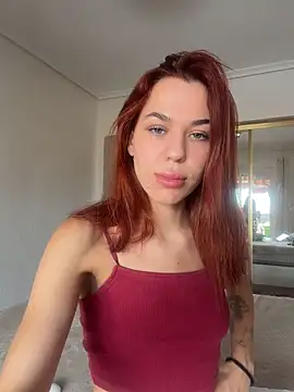 Snapshot of MollyXoXo chatting on July 16, 2026, 1:06 pm MollyXoXo online show from July 16, 2026, 1:06 pm