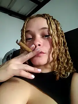 Cherrysweetyx online show from January 8, 2026, 10:01 pm