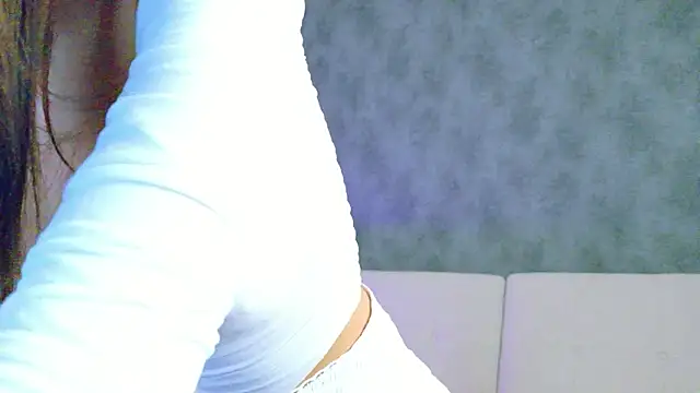 OnlyForYou  online show from January 9, 2026, 3:42 am