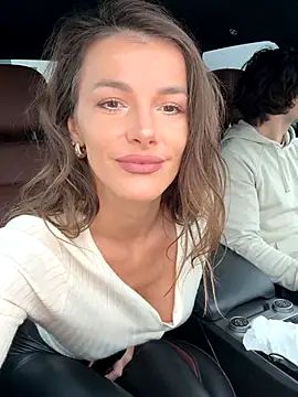 Snapshot of fit_vic chatting on November 2, 2025, 9:44 am fit vic online show from November 2, 2025, 9:44 am