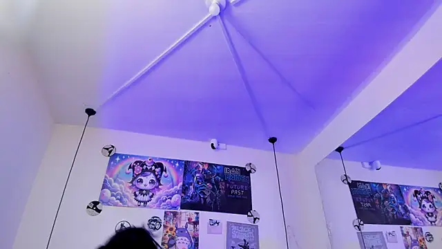 SabrinaV  online show from July 11, 2026, 11:24 am