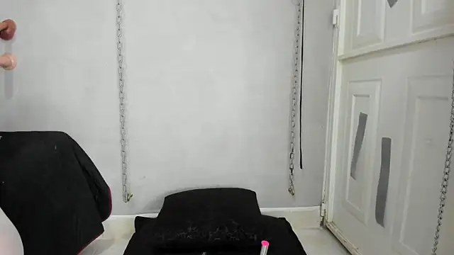 Snapshot of BDSM_MEDUZA chatting on July 30, 2026, 5:28 am BDSM MEDUZA online show from July 30, 2026, 5:28 am