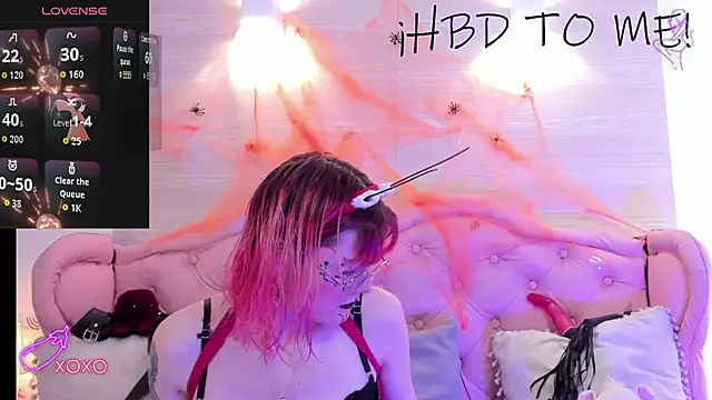 Snapshot of Rossiie_Hunt_ chatting on October 20, 2025, 7:25 pm Rossiie Hunt online show from October 20, 2025, 7:25 pm