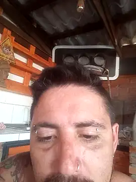 Snapshot of Lionardovssf35 chatting on October 16, 2025, 3:57 pm Lionardovssf35 online show from October 16, 2025, 3:57 pm