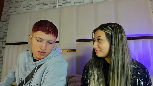 ANLLELOAndANGELA online show from February 18, 2026, 3:52 pm