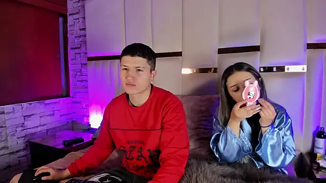 ANLLELOAndANGELA online show from April 29, 2026, 4:55 pm