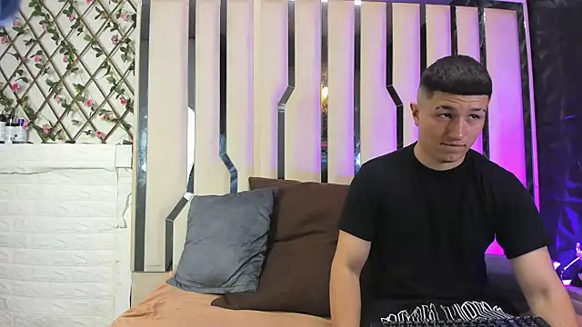 ANLLELOAndANGELA online show from May 22, 2026, 4:45 pm