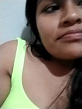 Snapshot of Karin_39 chatting on April 12, 2026, 7:52 pm Karin 39 online show from April 12, 2026, 7:52 pm