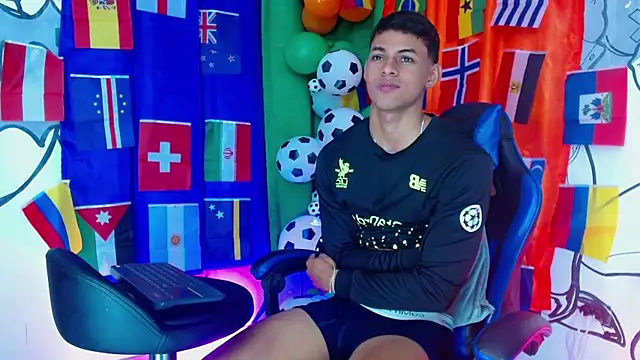 deivid bigcock1 online show from July 14, 2026, 12:35 am
