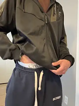 Snapshot of gymratforyouu chatting on October 15, 2025, 9:37 pm gymratforyouu online show from October 15, 2025, 9:37 pm