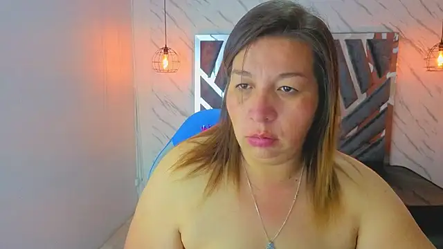 MaylinRosse  online show from June 24, 2026, 6:51 pm