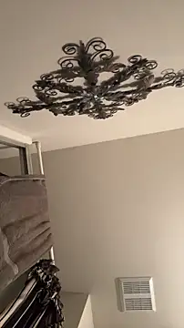 Doanything4you online show from November 1, 2025, 4:03 am