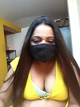 queendivya online show from March 28, 2026, 12:43 am