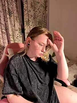 Snapshot of lame_cat chatting on November 10, 2025, 1:59 am lame cat online show from November 10, 2025, 1:59 am