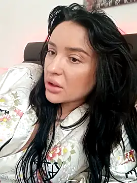 Snapshot of mariabloom9 chatting on October 7, 2025, 10:56 am mariabloom9 online show from October 7, 2025, 10:56 am