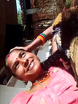 Hot reshmaji online show from January 10, 2026, 9:55 am