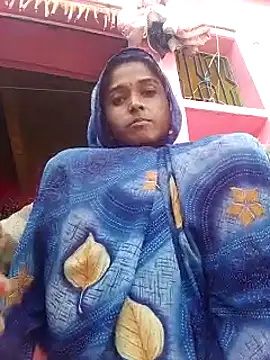 Hot reshmaji online show from February 11, 2026, 4:17 am