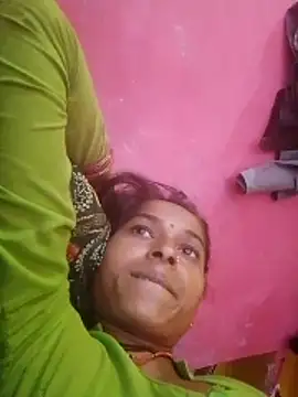 Snapshot of Hot_reshmaji chatting on March 27, 2026, 8:26 am Hot reshmaji online show from March 27, 2026, 8:26 am