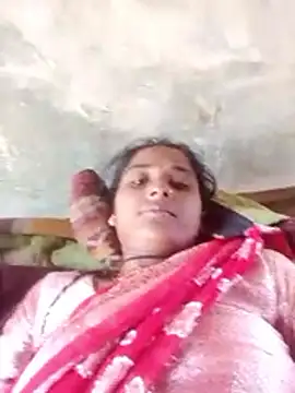 Snapshot of Hot_reshmaji chatting on April 11, 2026, 7:13 am Hot reshmaji online show from April 11, 2026, 7:13 am
