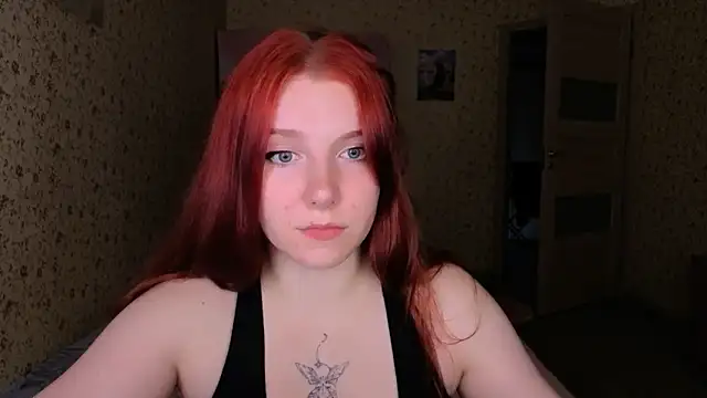 Snapshot of Layla_Glam chatting on June 13, 2026, 4:05 pm Layla Glam online show from June 13, 2026, 4:05 pm