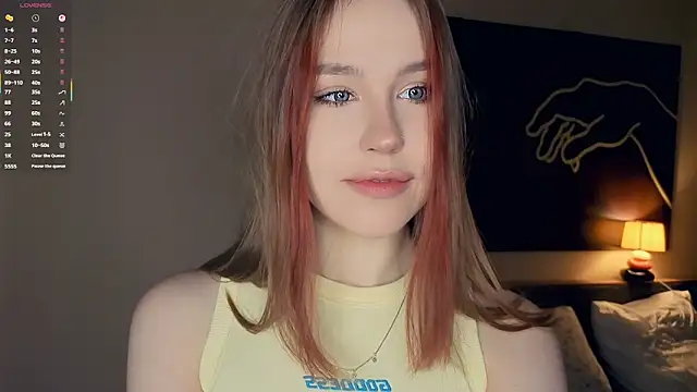 MaliaBourraine online show from December 2, 2025, 7:03 am