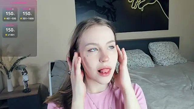 MaliaBourraine online show from February 14, 2026, 7:16 am