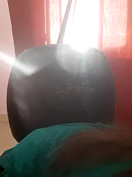 pari rani7 online show from March 18, 2026, 4:15 am