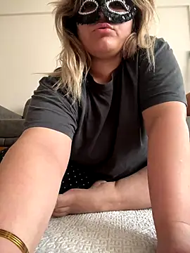 Snapshot of Heidaa chatting on December 15, 2025, 7:34 am Heidaa online show from December 15, 2025, 7:34 am