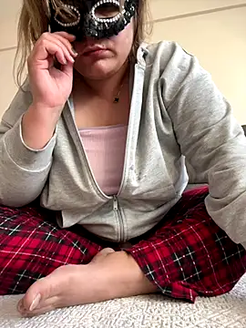 Snapshot of Heidaa chatting on December 17, 2025, 6:52 am Heidaa online show from December 17, 2025, 6:52 am