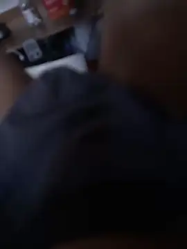 leeyoung  online show from October 29, 2025, 7:21 am