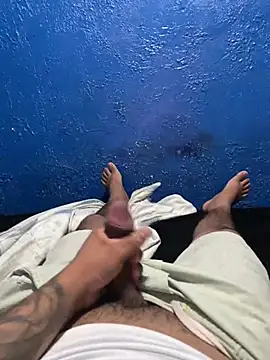 Alangostoso092 online show from January 13, 2026, 8:14 pm