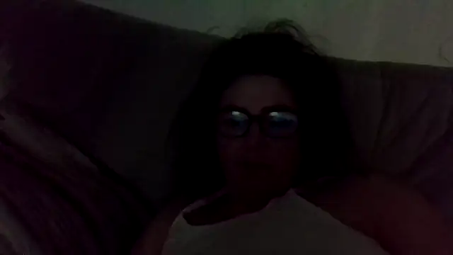 Snapshot of Rileyxxx69 chatting on November 25, 2025, 3:39 am Rileyxxx69 online show from November 25, 2025, 3:39 am