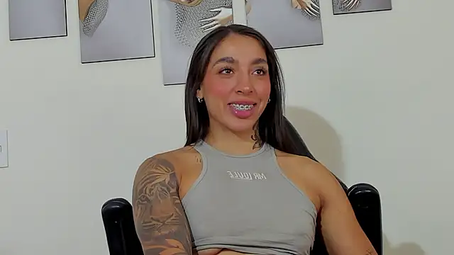 KAYLA BATISTA  online show from March 22, 2026, 3:48 pm