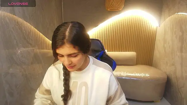 dany r  online show from September 29, 2025, 1:05 pm