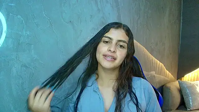 dany r  online show from November 15, 2025, 1:18 pm