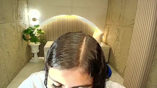 dany r  online show from April 24, 2026, 1:24 pm