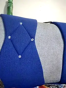 Snapshot of sweetqueen143 chatting on November 13, 2025, 5:01 pm sweetqueen143 online show from November 13, 2025, 5:01 pm