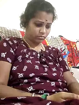 Snapshot of sweetqueen143 chatting on November 19, 2025, 4:18 pm sweetqueen143 online show from November 19, 2025, 4:18 pm