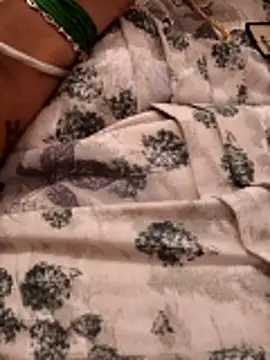 sweetqueen143 online show from February 21, 2026, 4:19 pm