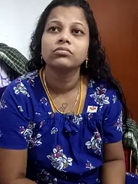 sweetqueen143 online show from June 11, 2026, 10:13 am