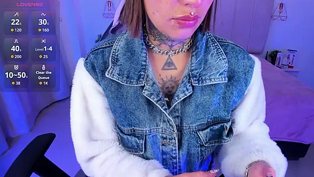 Gyal 8  online show from March 8, 2026, 12:42 pm