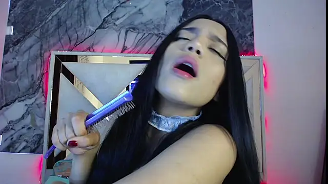 ladymooncs online show from July 8, 2026, 9:41 pm
