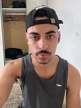 Snapshot of Eduardosexy00091 chatting on September 18, 2025, 8:33 pm Eduardosexy00091 online show from September 18, 2025, 8:33 pm