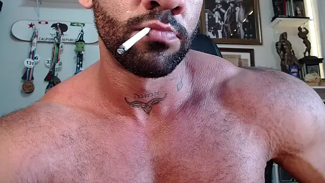 Snapshot of henryhadesflirt chatting on January 12, 2026, 6:02 pm henryhadesflirt online show from January 12, 2026, 6:02 pm